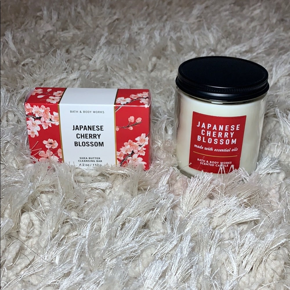 Japanese cherry blossom candle and cleansing bar